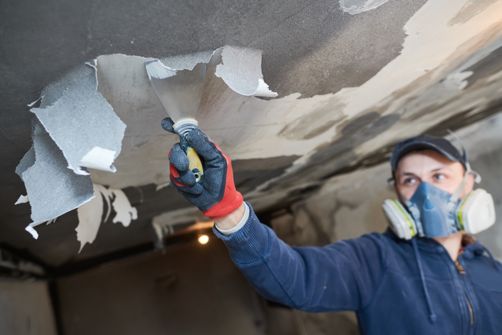 Preparing House For Restoration Service